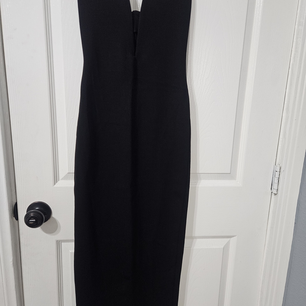 Elegant Black Sleeveless Dress
